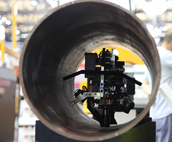 小(xiǎo)筒體(tǐ)埋弧自(zì)動焊接專機(jī)